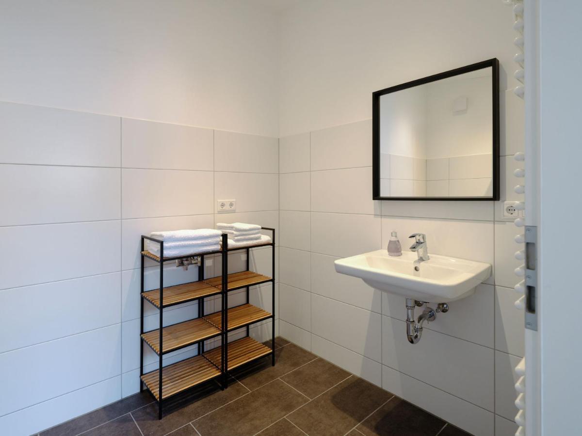 Travel Art Boardinghouse Aparthotel Neuruppin Exteriör bild